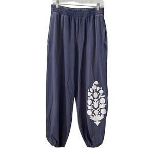 FP Movement Free People Hot Shot Blue Muscle Tank and Jogger Set Size Medium